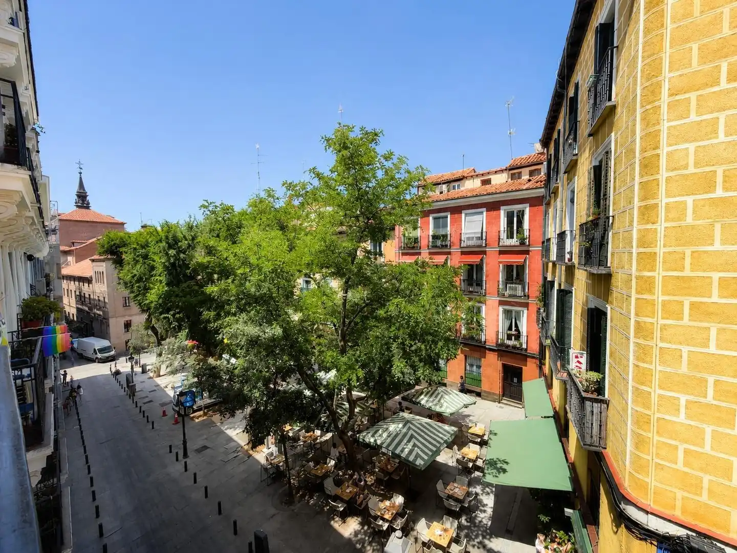 Vista exterior de Piso en venta en Madrid con Aire acondicionado, Calefacción y Amueblado