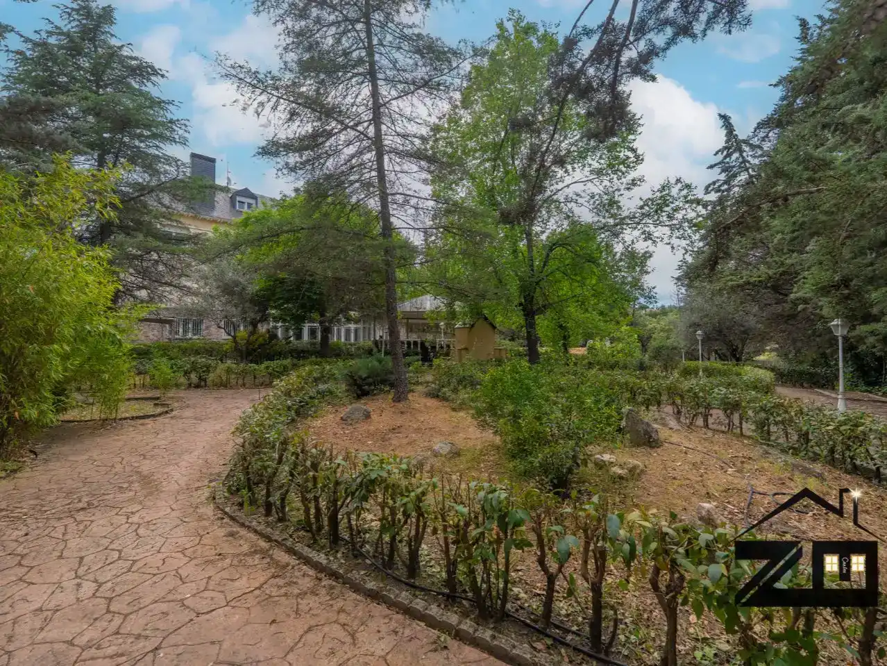 Jardín de Piso en venta en Molino de la Hoz
