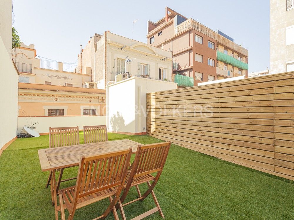 Terraza de Ático de alquiler en  Barcelona Capital con Aire acondicionado, Calefacción y Jardín privado