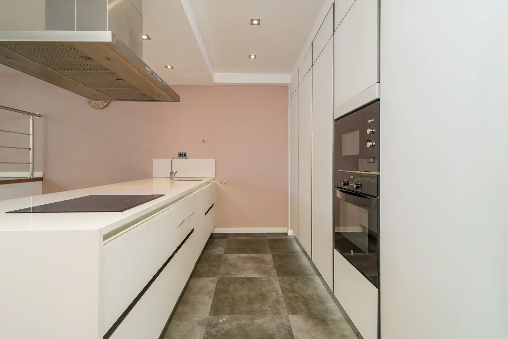 Cocina de Casa adosada en venta en Castelldefels con Aire acondicionado, Calefacción y Parquet