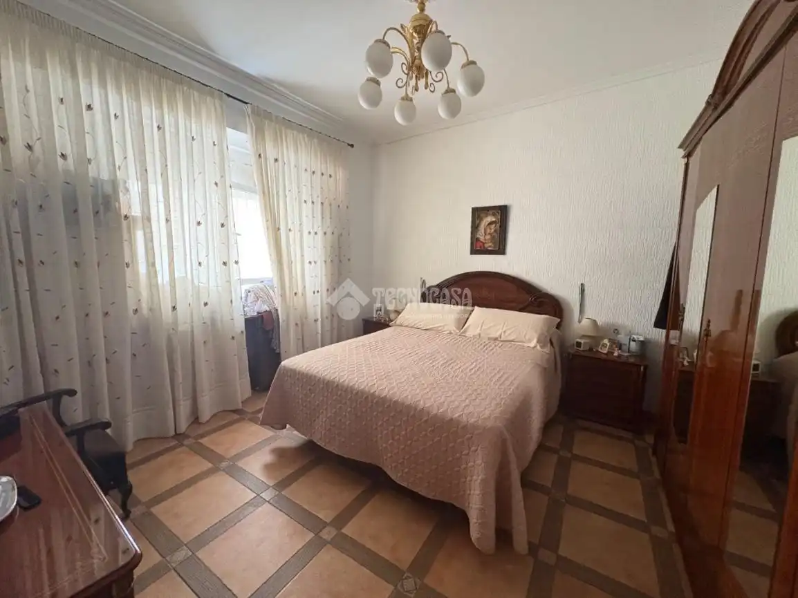 Habitación de Casa o chalet en venta en Jaén con Terraza y Trastero