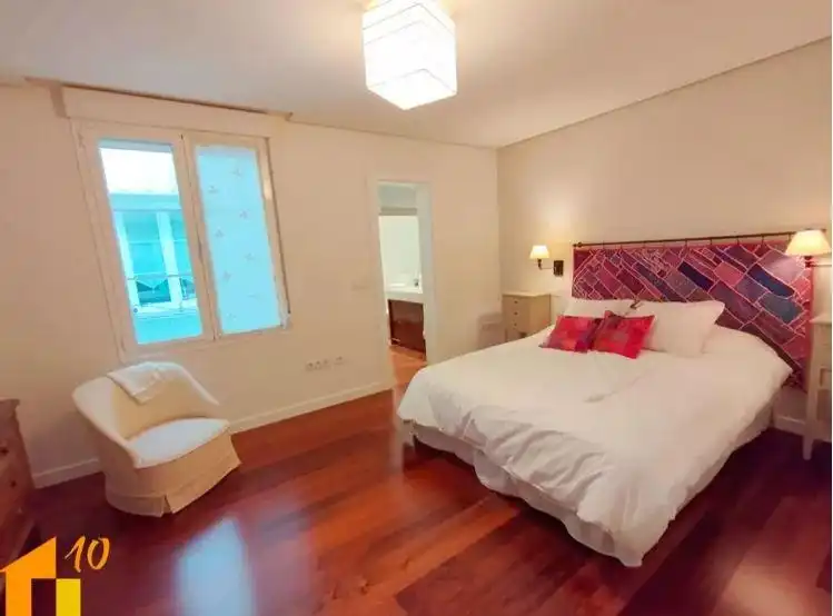 Habitación de Piso en venta en Burgos con Calefacción