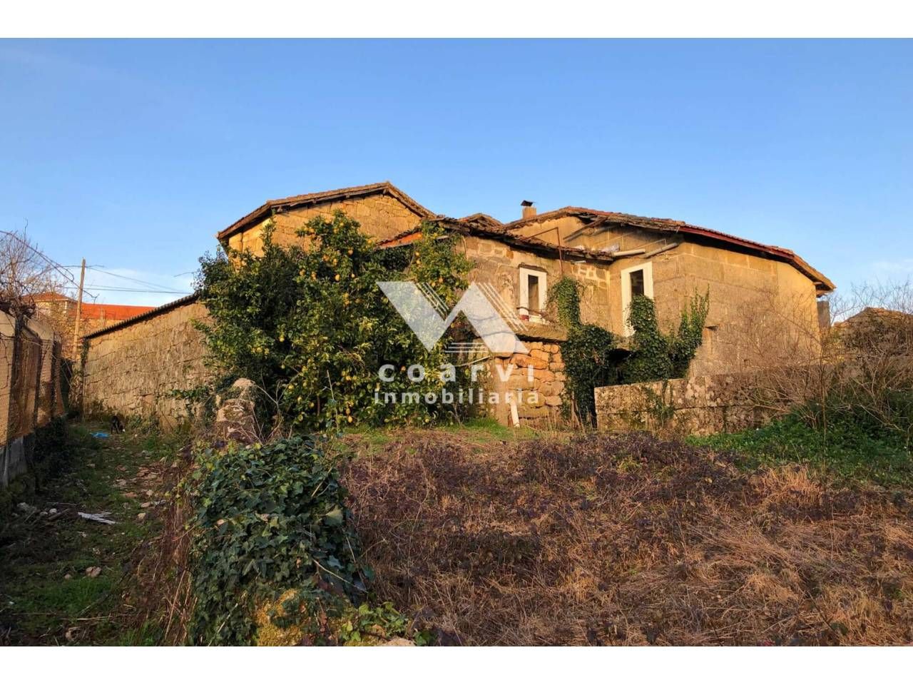 Exterior view of House or chalet for sale in Coles  with Private garden and Terrace