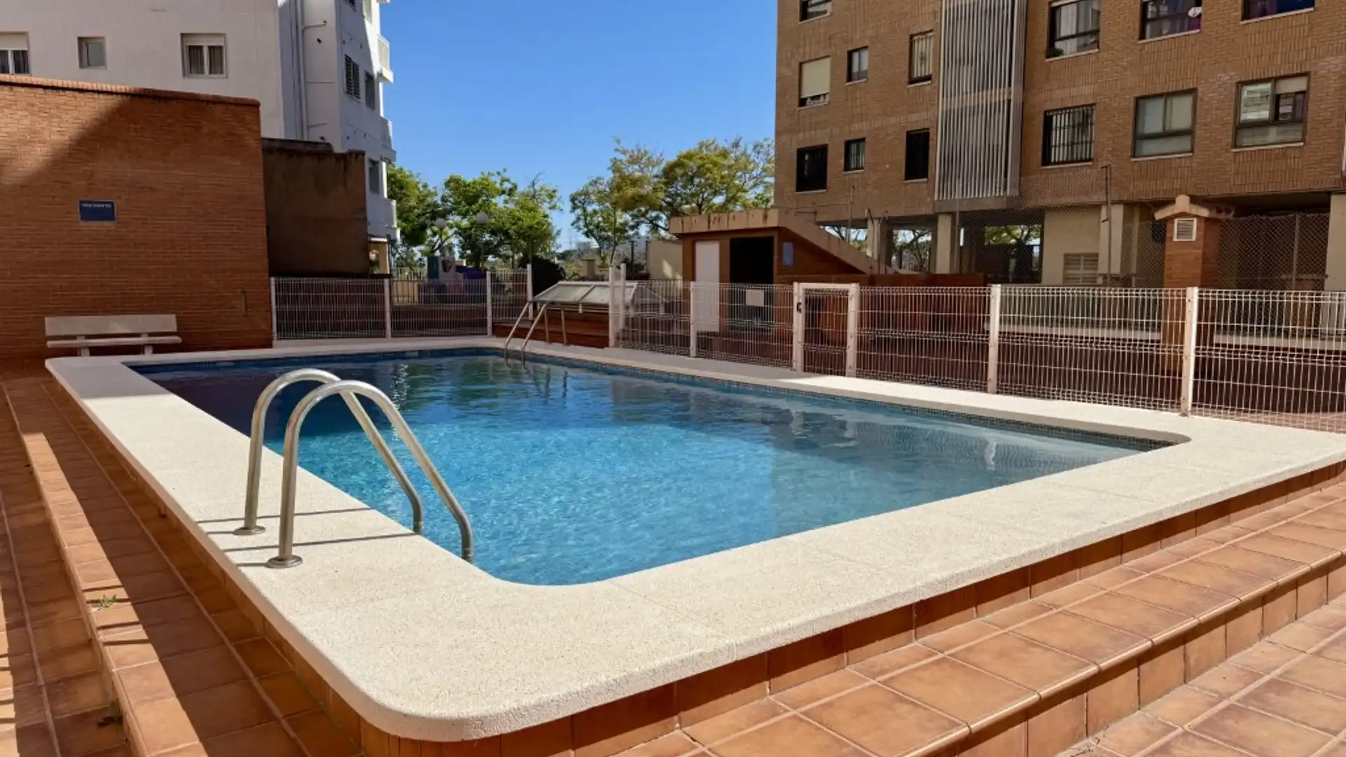 Piso en venta en Calle Ceram Godofr Buenosaires, Parque Geólogo José Royo Gómez