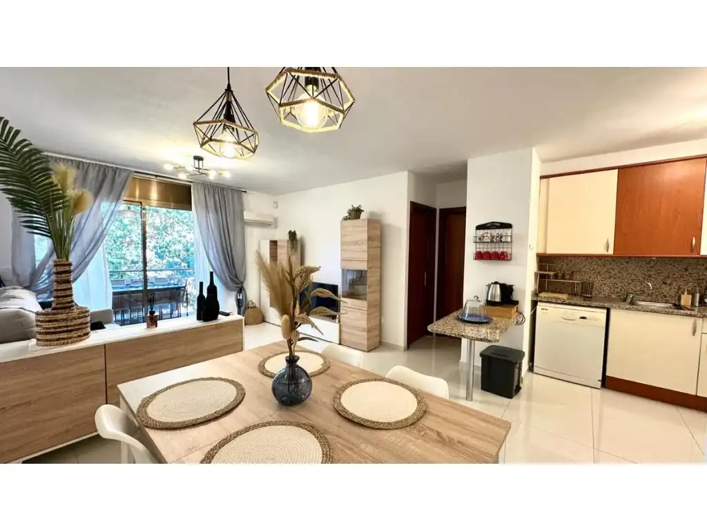 Apartment for sale in carrer de fabra pompeu, imagen 2