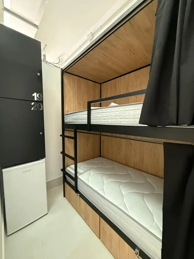 Habitación de Local en venta en Arona con Amueblado