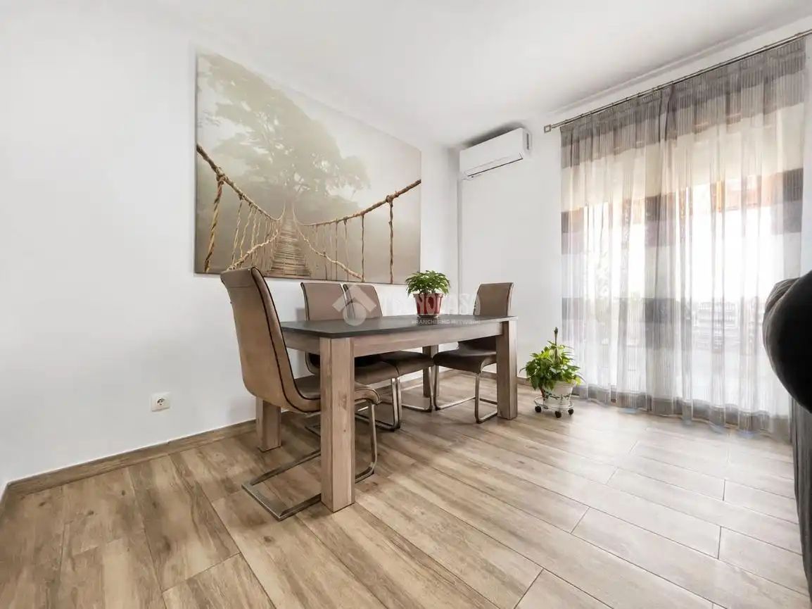 Casa aparellada amb jardí en venda a San Martín de la Vega, imagen 5