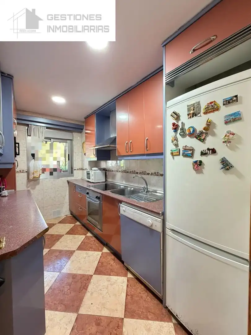 Kitchen of Flat for sale in Madrid  with Heating