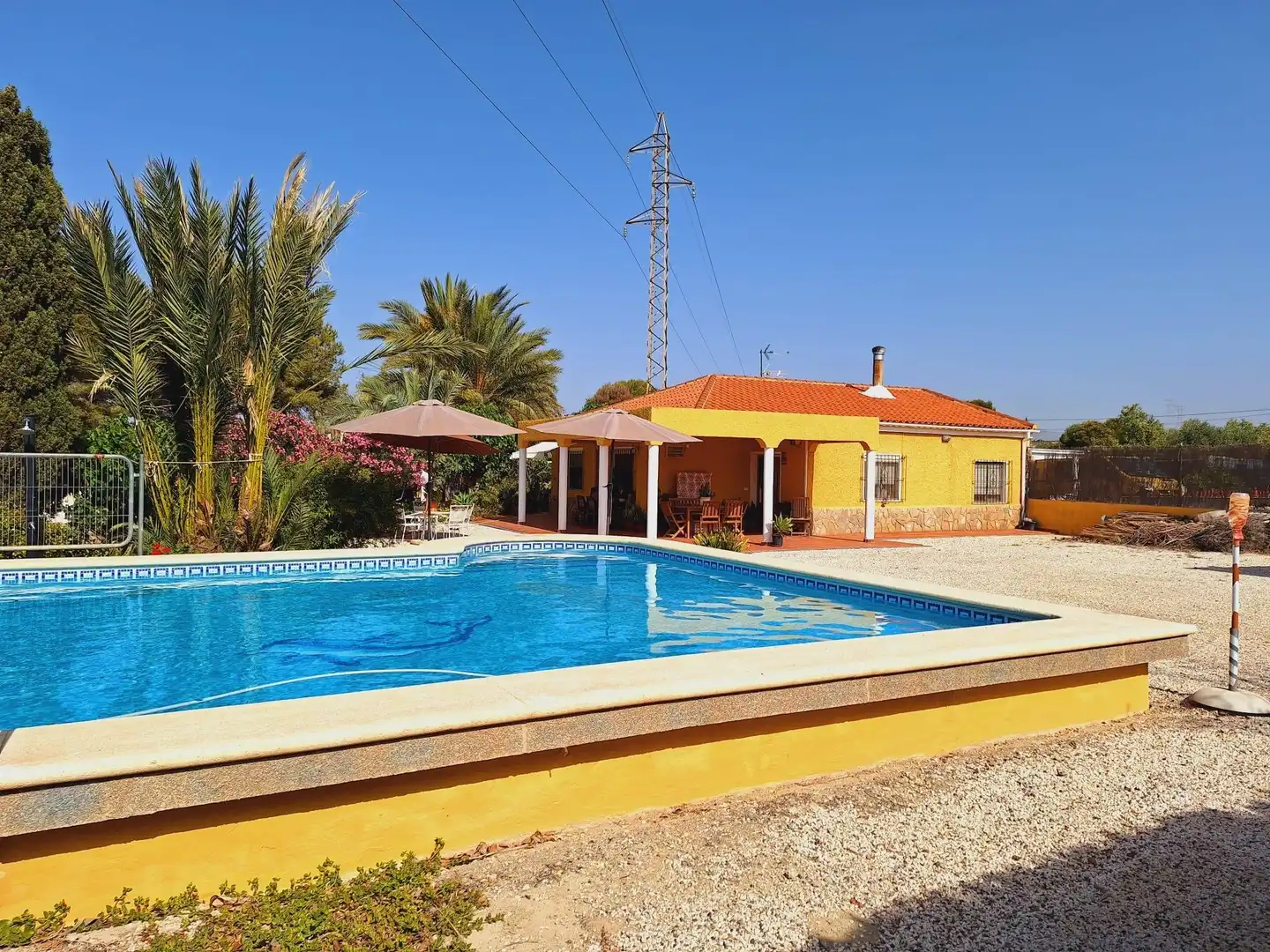 Piscina de Casa o xalet en venda en Alicante / Alacant amb Jardí privat, Terrassa i Traster