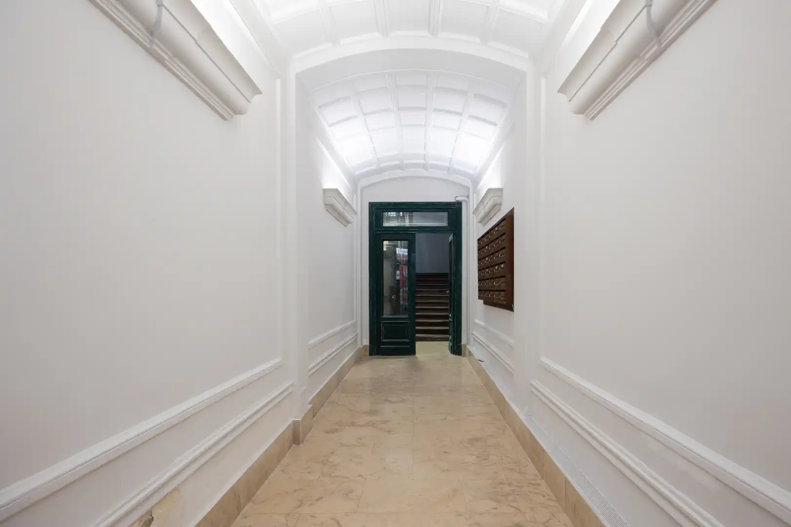 Piso en venta en  Madrid Capital con Aire acondicionado, Calefacción y Balcón