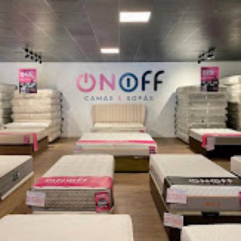 Local comercial en Venta en Avenida de los Vegas, 28 en Distrito Zeta - Recinto Ferial Cortijo de Torres