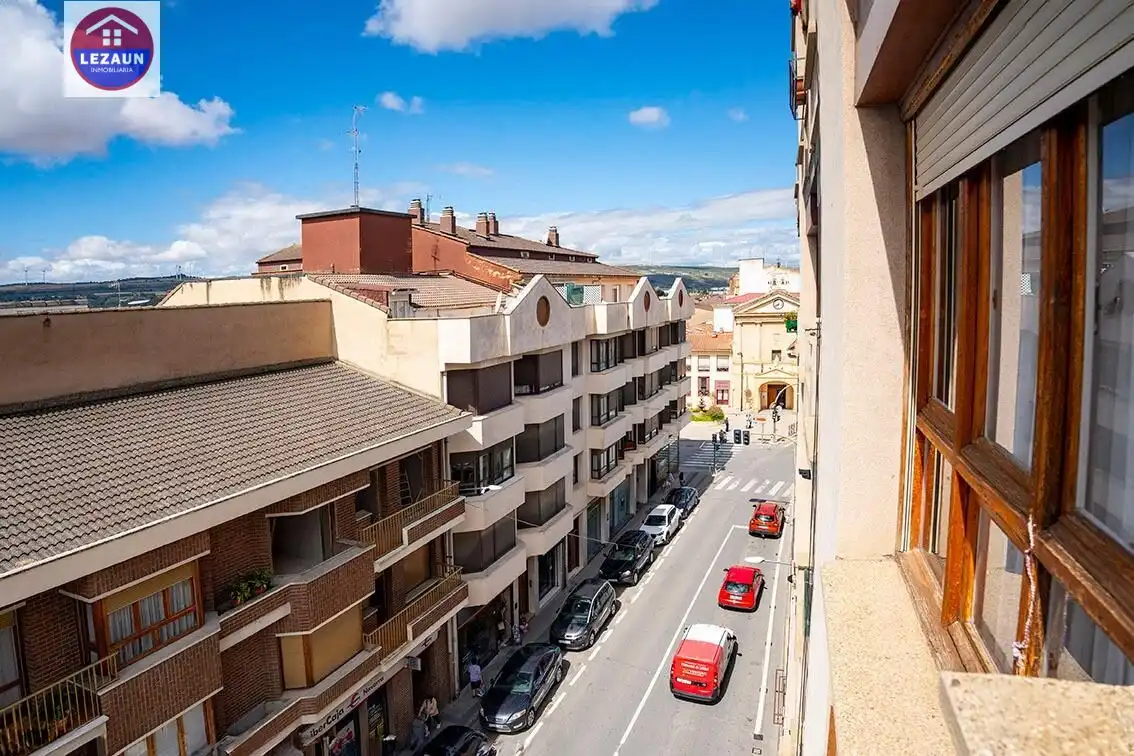 Flat for sale in Calle Irurzun, Peralta / Azkoien