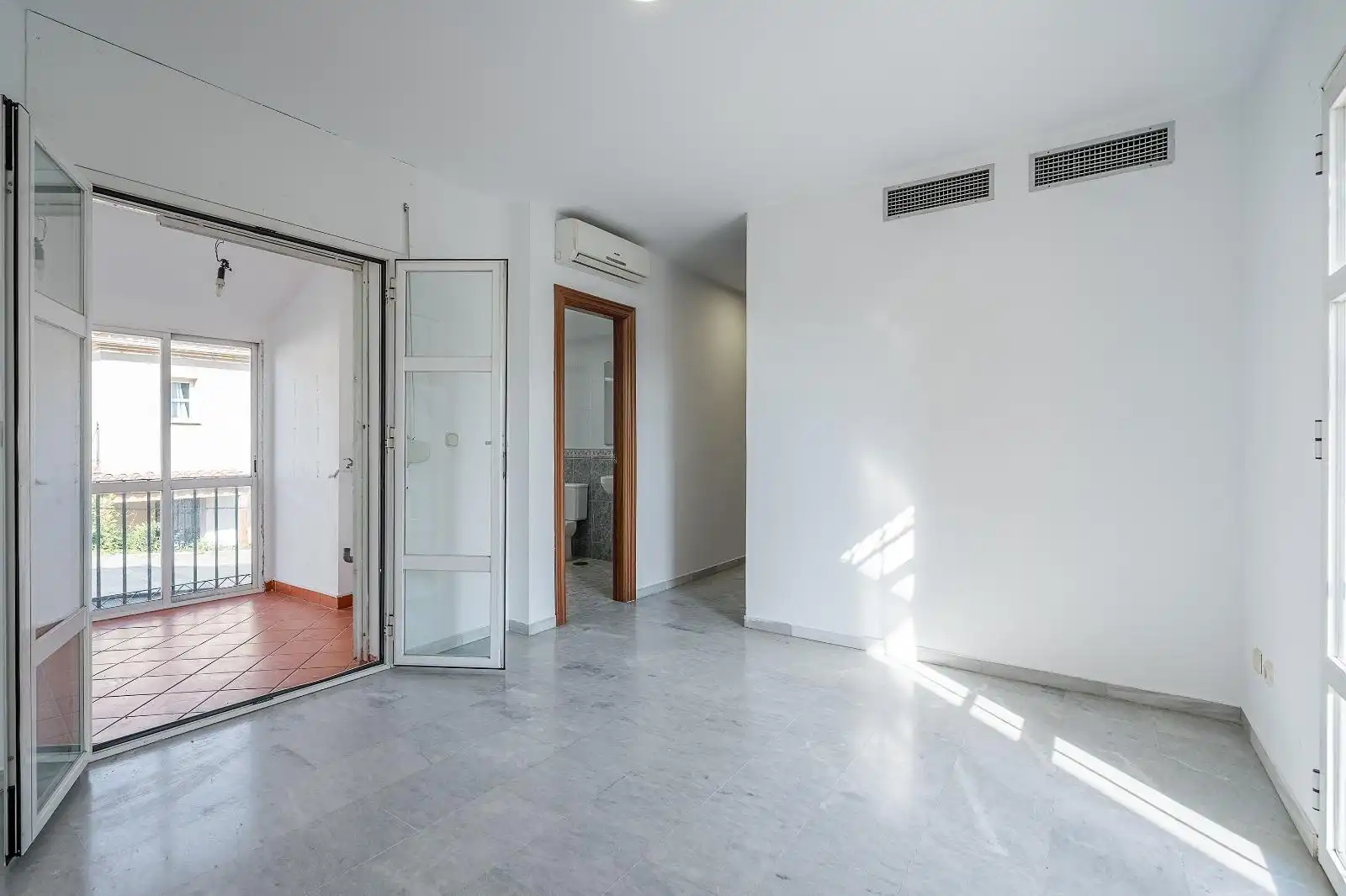 Casa o chalet en venta en Avenida de Francisco Ayala, Avda. Federico Garcia Lorca - Nueva Estación Autobuses