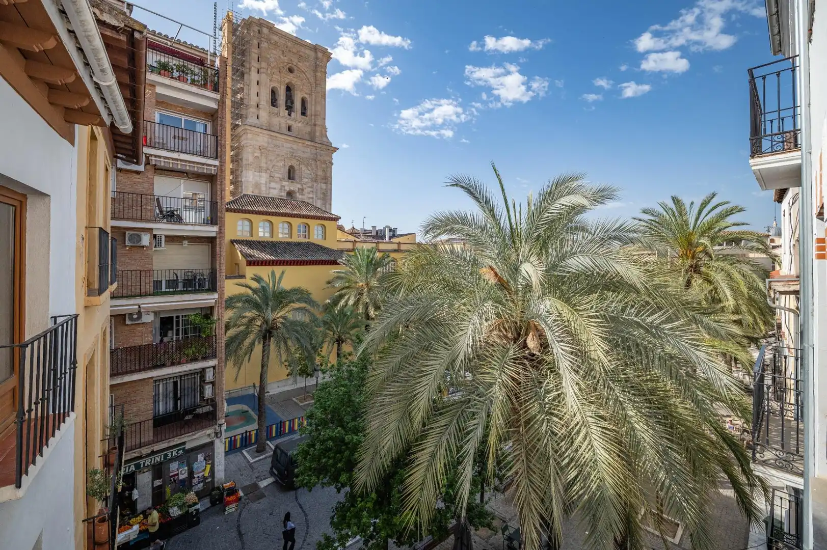 Außenansicht von Wohnungen zum Verkauf in Granada mit Klimaanlage, Heizung und Terrasse