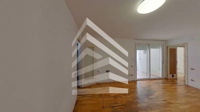 Piso en Venta en Carrer de la Mare de Déu de Port en El Poble Sec - Parc de Montjuïc