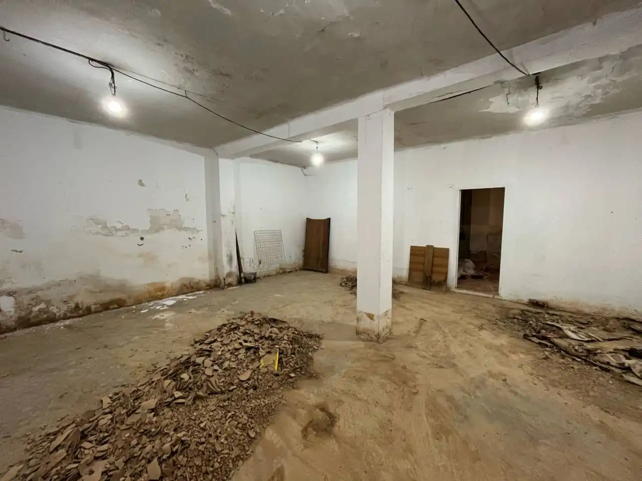 Business premises for sale in Calle 9 d´octubre, imagen 4