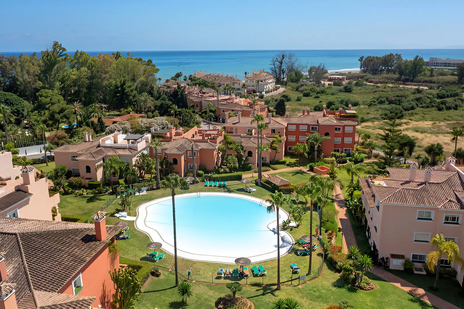 Àtic amb piscina en venda a Estepona Pueblo, imagen 32