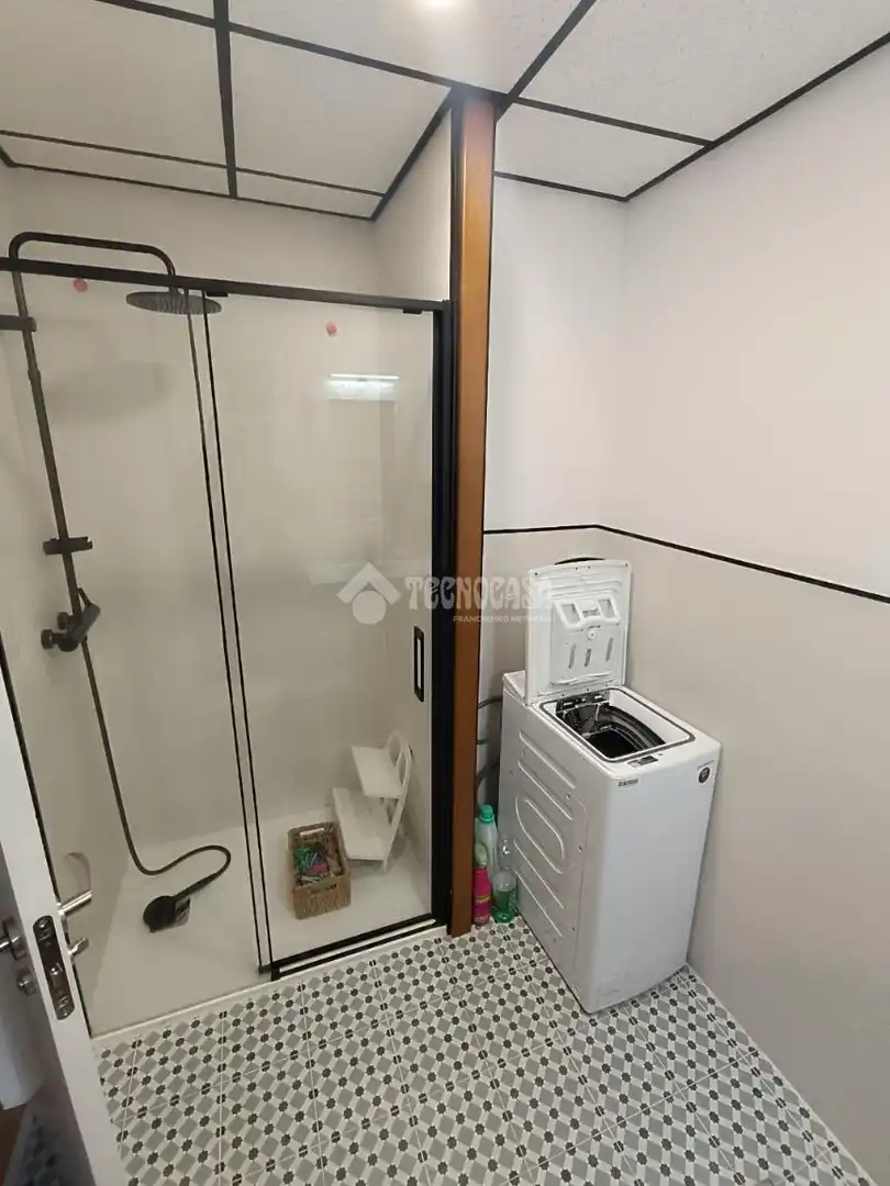 Baño de Piso en venta en Sevilla con Aire acondicionado