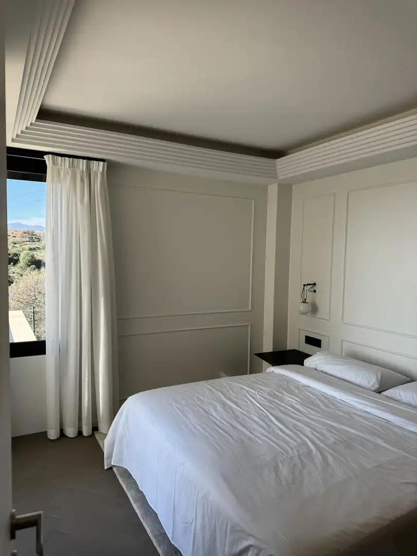 Habitación de Ático de alquiler en Marbella con Aire acondicionado, Terraza y Amueblado