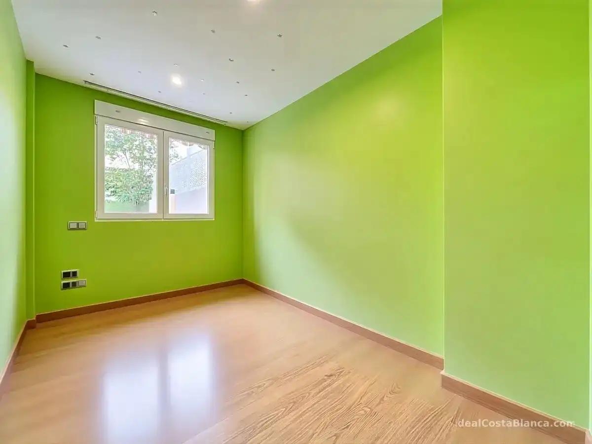 Dormitori de Apartament en venda en Pueblo - Urbanizaciones