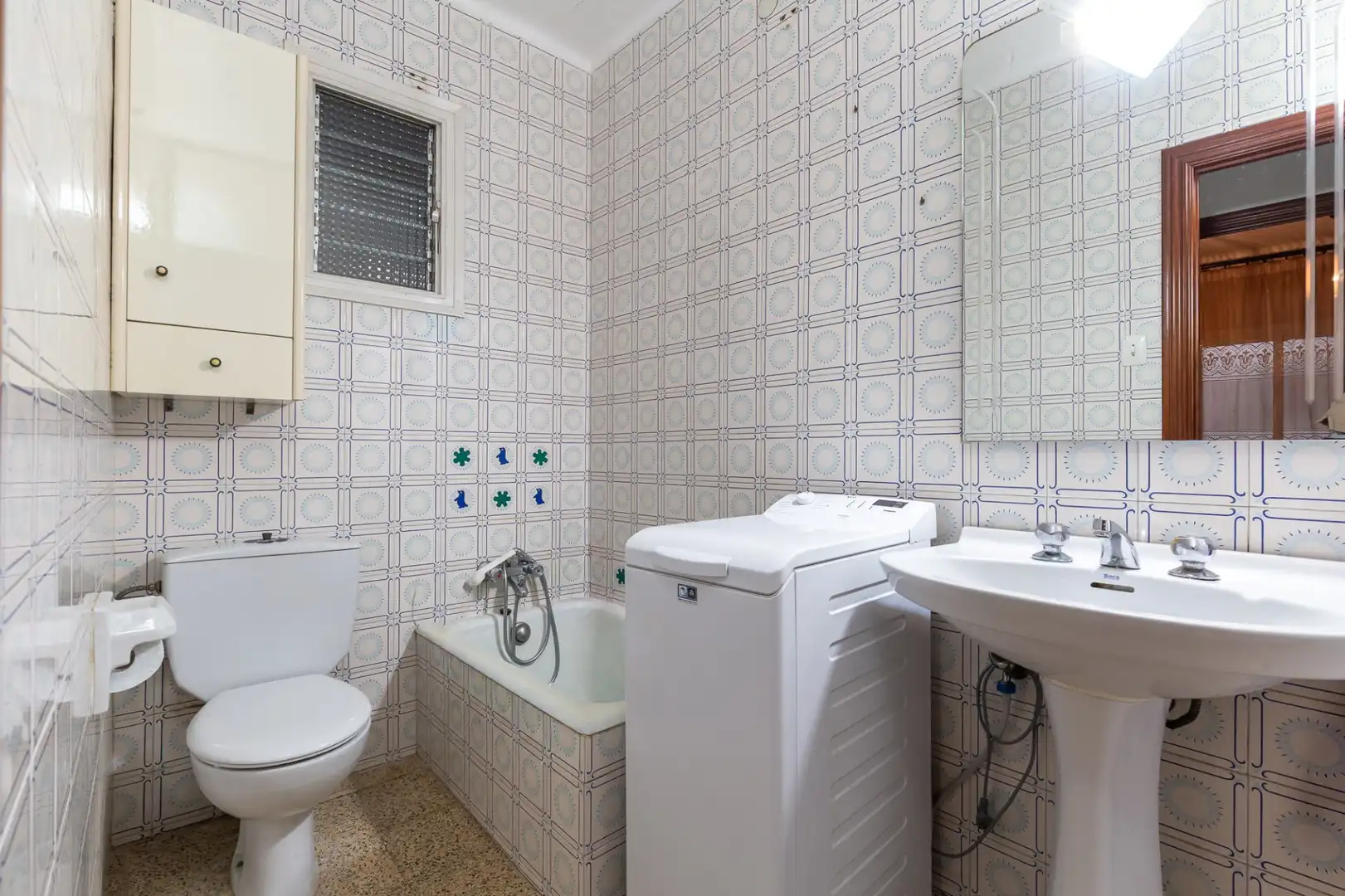 Baño de Piso en venta en Sant Cugat del Vallès con Calefacción, Balcón y Alarma