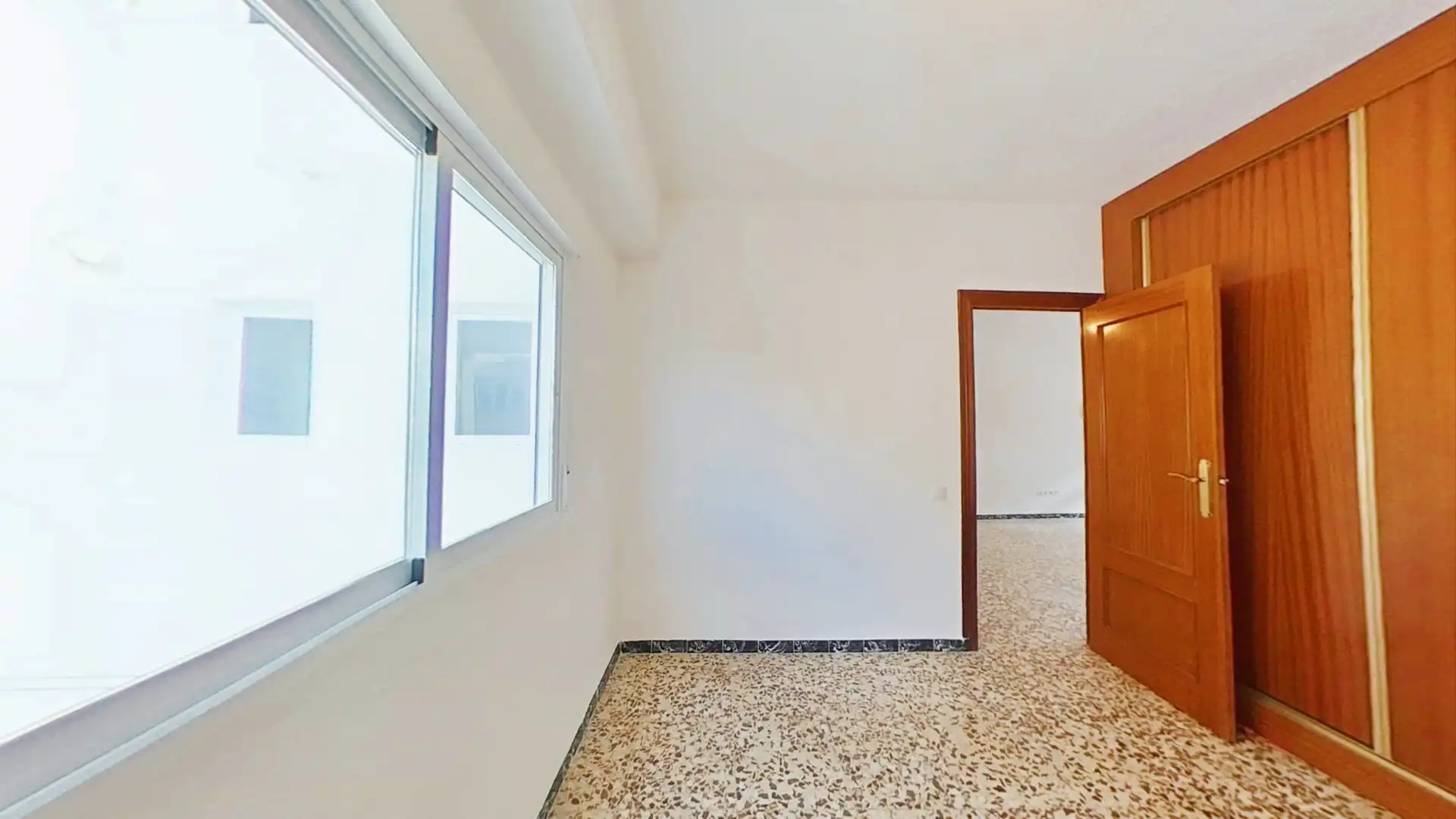 Flat for rent in Carolinas Bajas