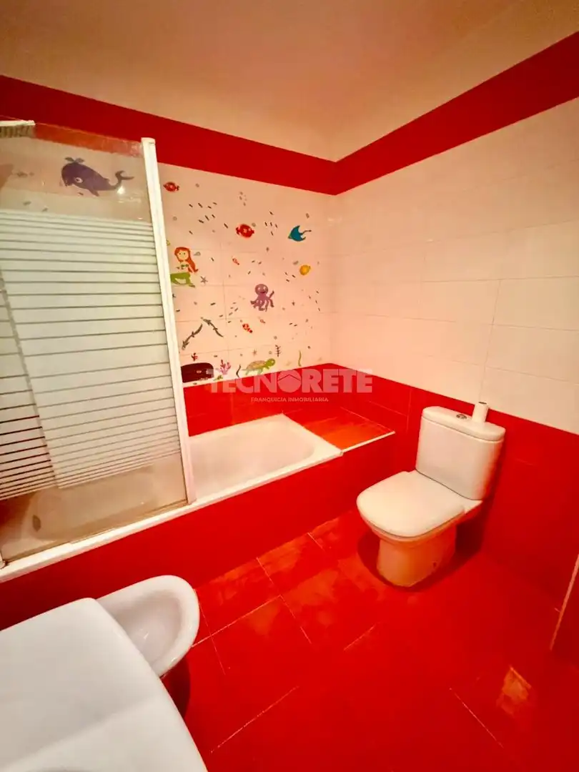 Baño de Piso en venta en Yuncos con Aire acondicionado, Terraza y Trastero