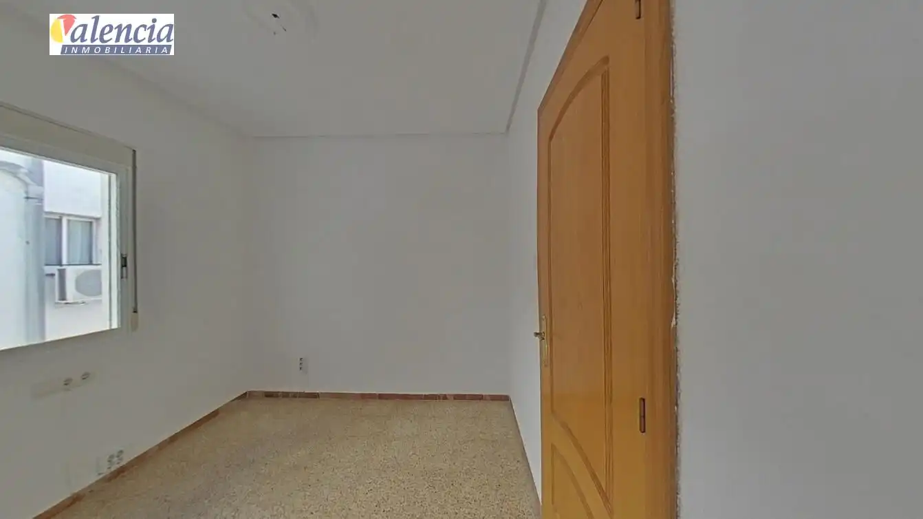 Flat for sale in Torrent