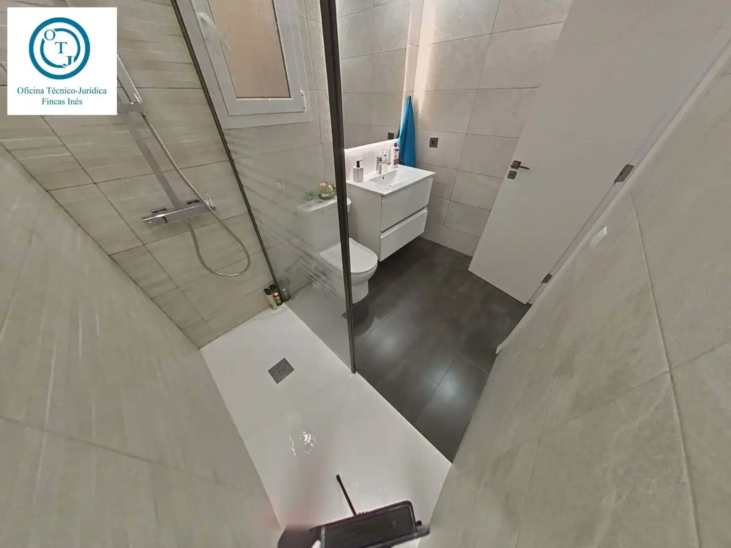 Baño de Piso de alquiler en Mollet del Vallès con Aire acondicionado y Balcón