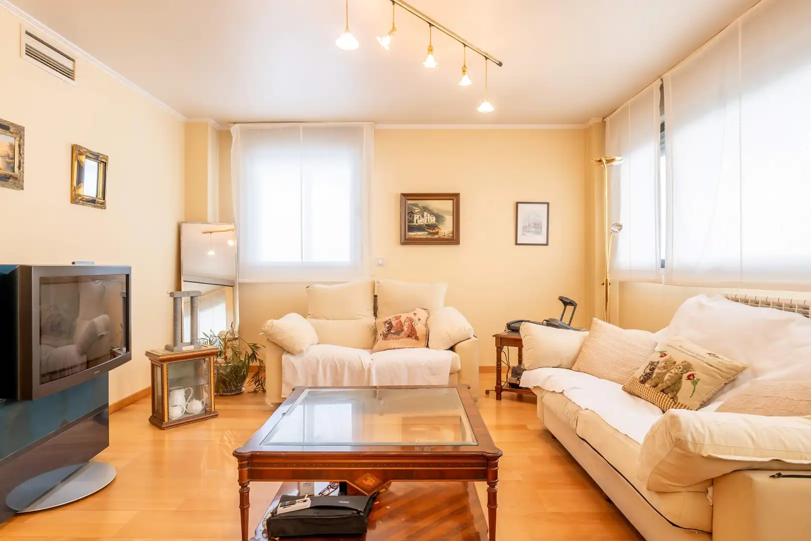 Sala de estar de Dúplex en venta en Zaragoza con Aire acondicionado, Calefacción y Terraza