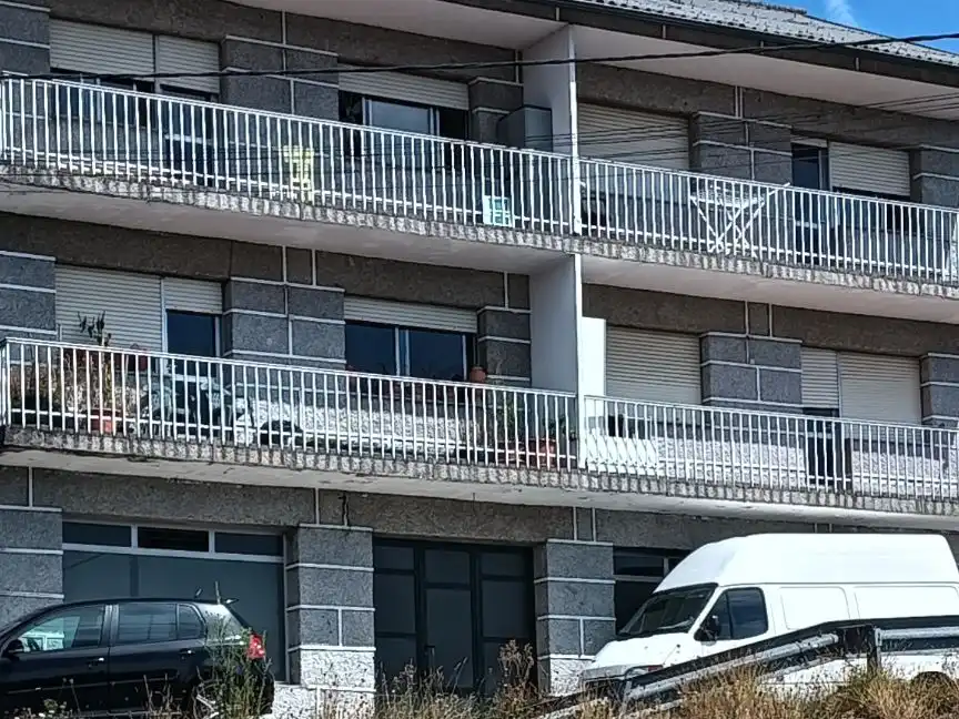 Casa con jardín en venta en PO-264 211, imagen 2