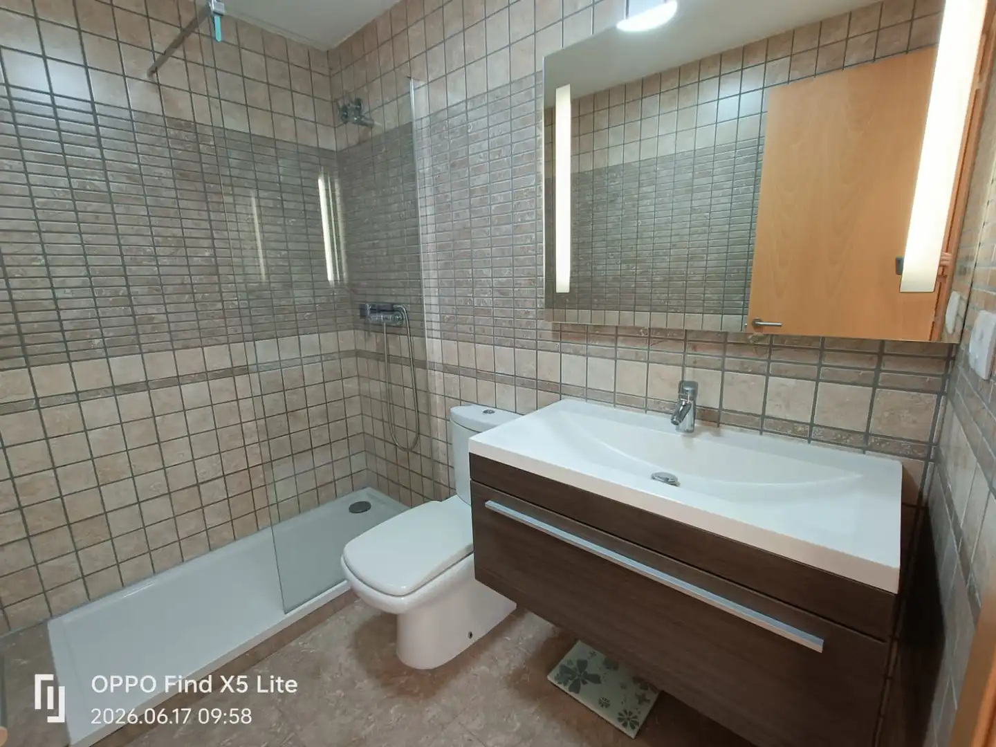 Bathroom of Flat for rent in Balsareny  with Heating and Oven