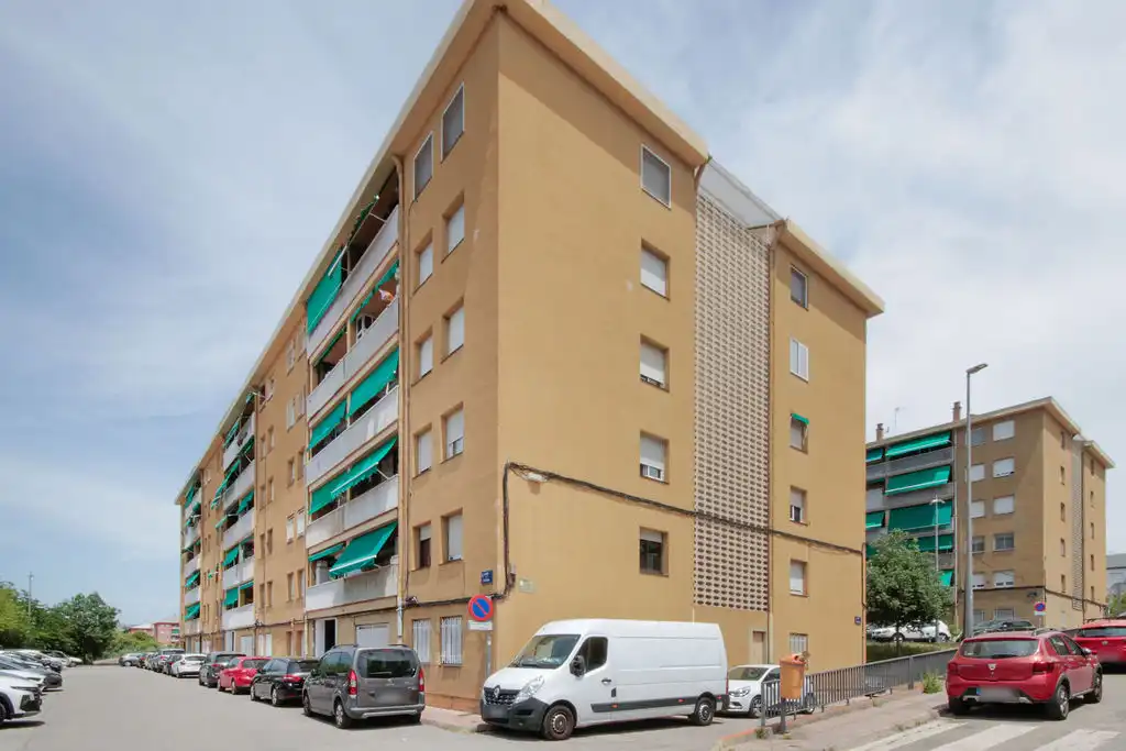 Flat for sale in C/ Romania, Can Parellada