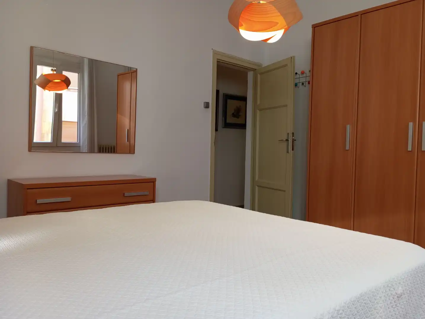Habitación de Piso en venta en Figueres con Calefacción, Trastero y Horno