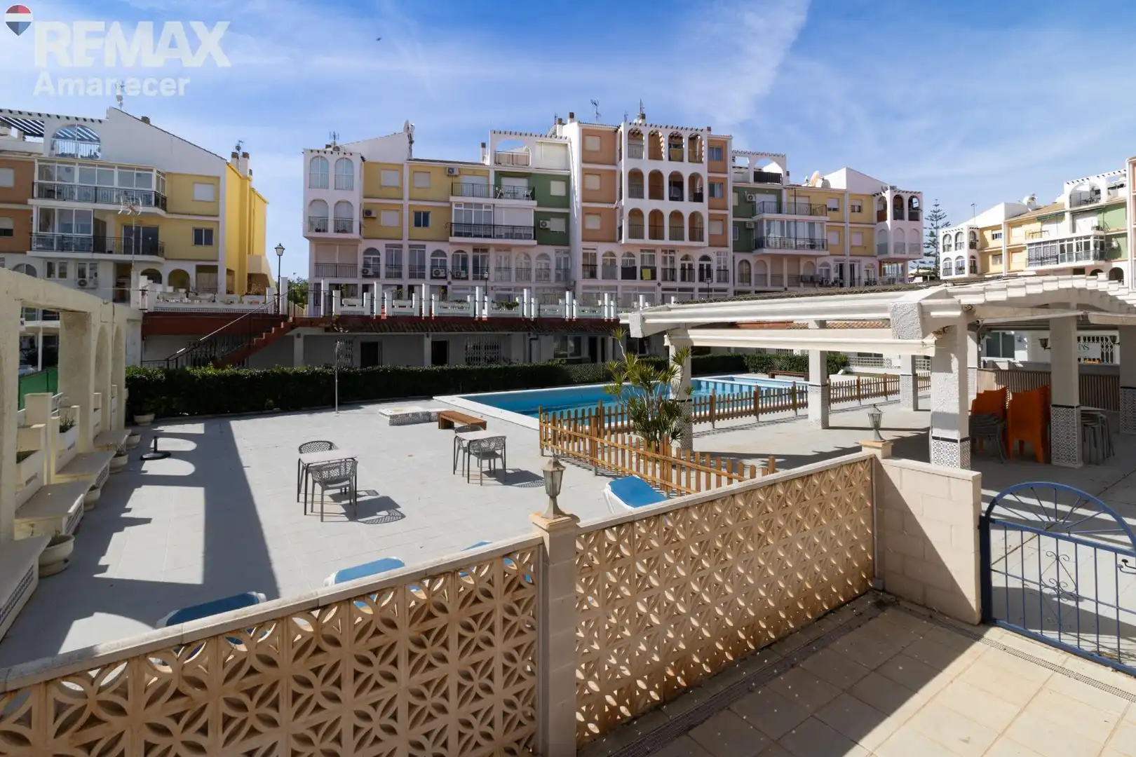 Piscina de Local en venda en Torrevieja