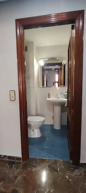 Badezimmer von Wohnung zum Verkauf in Linares mit Klimaanlage, Heizung und Privatgarten