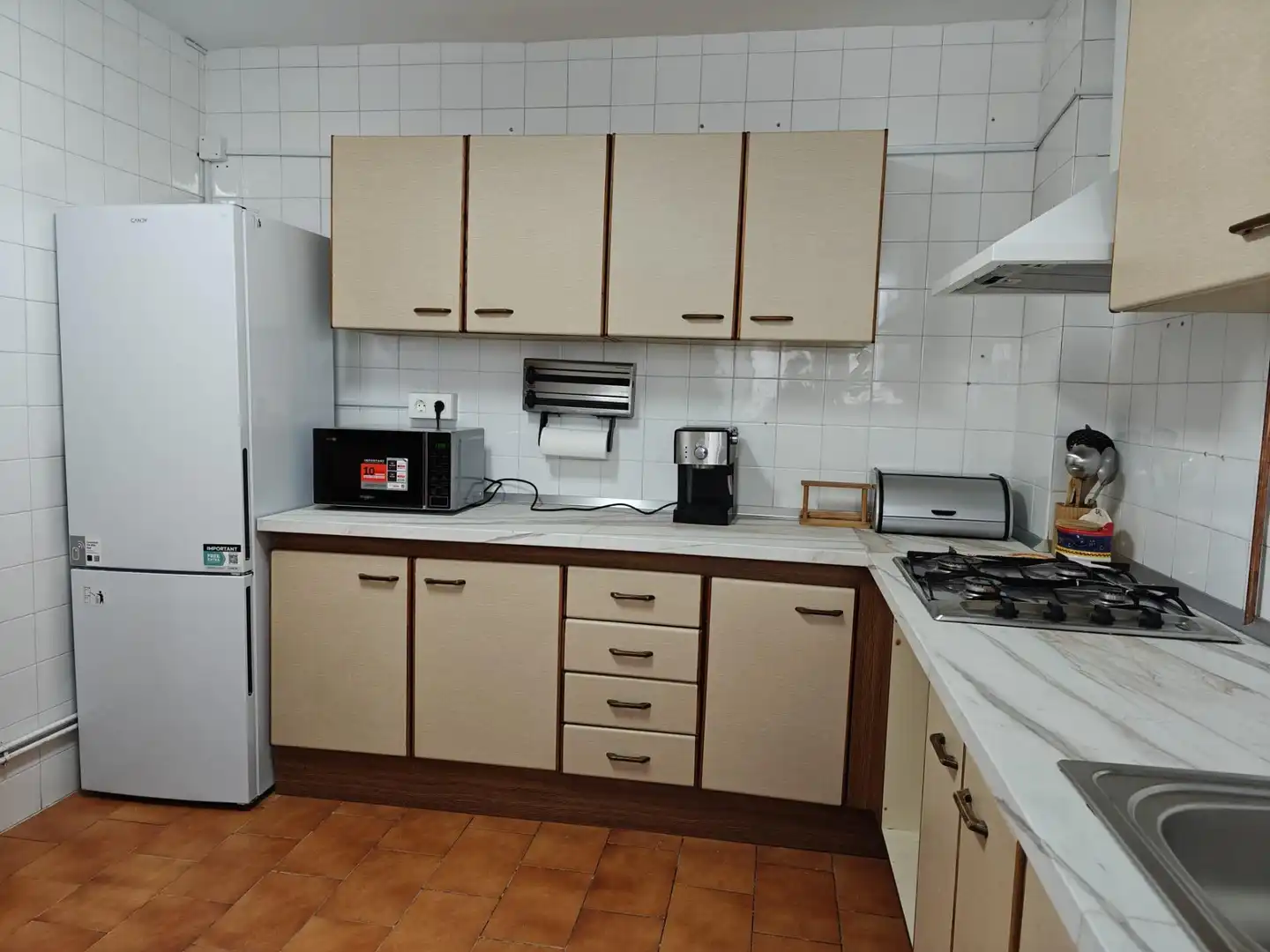 Cocina de Piso para compartir en Granada con Calefacción, Amueblado y Balcón