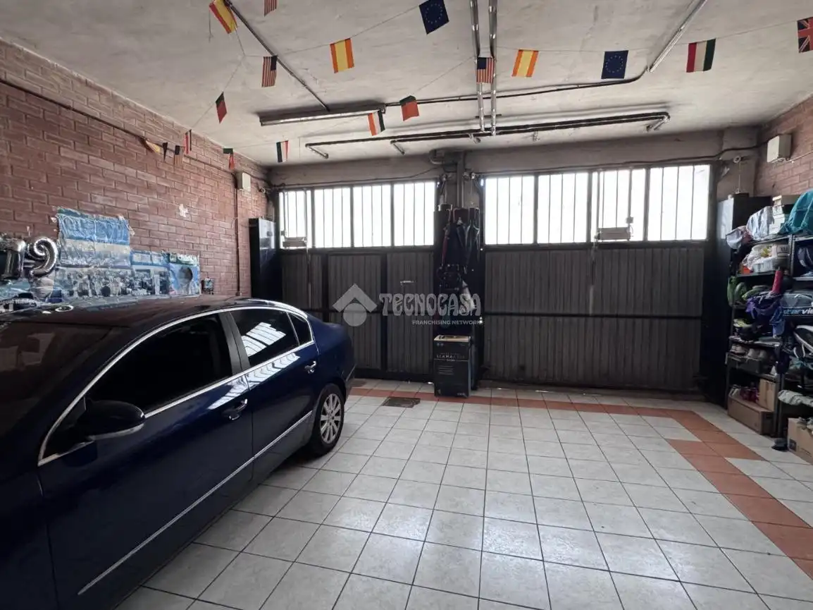 Parkplatz von Gebäude zum Verkauf in Villaquilambre
