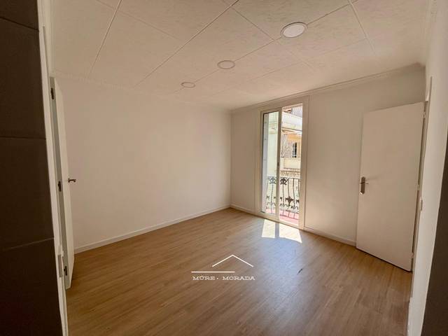 Piso en Venta en Sants