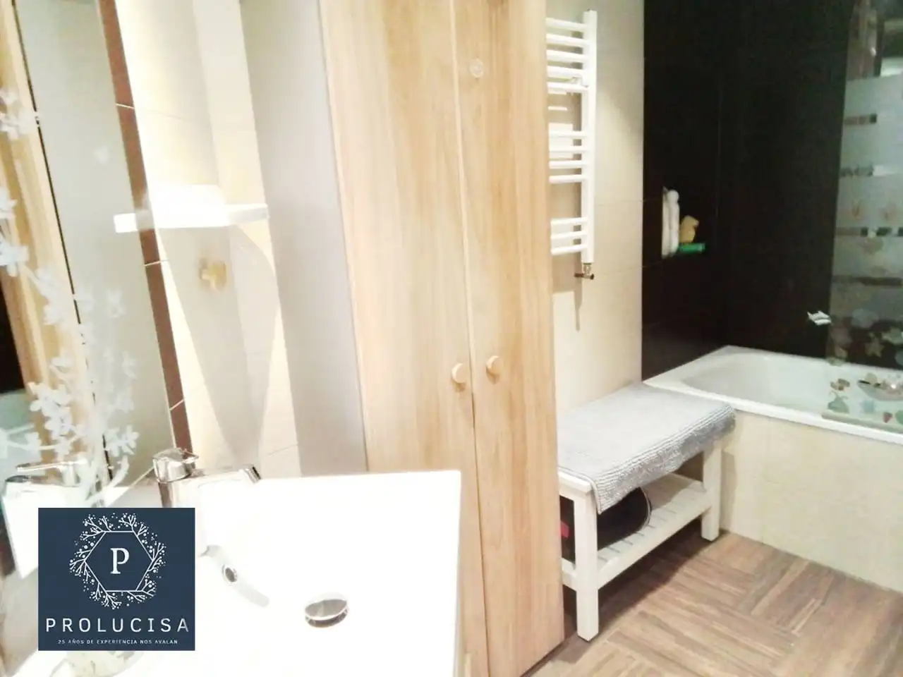 Bathroom of Flat for sale in Móstoles  with Air Conditioner, Heating and Terrace