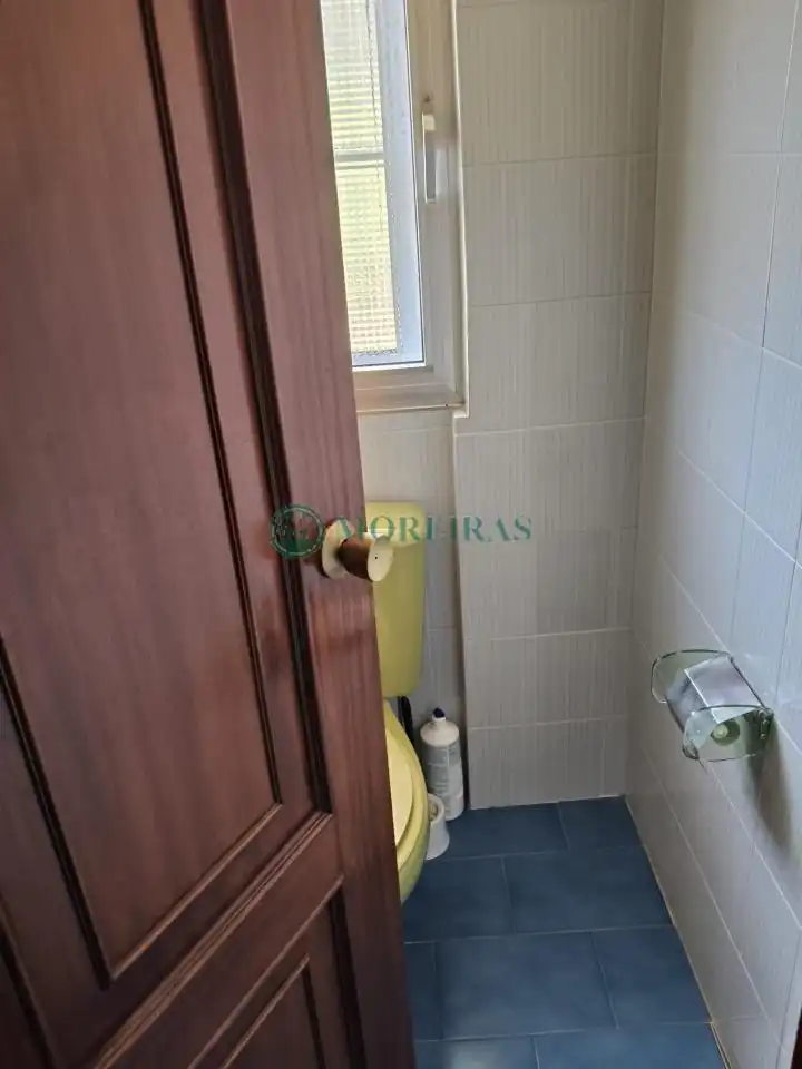 Bany de Casa o xalet en venda en Maside amb Jardí privat