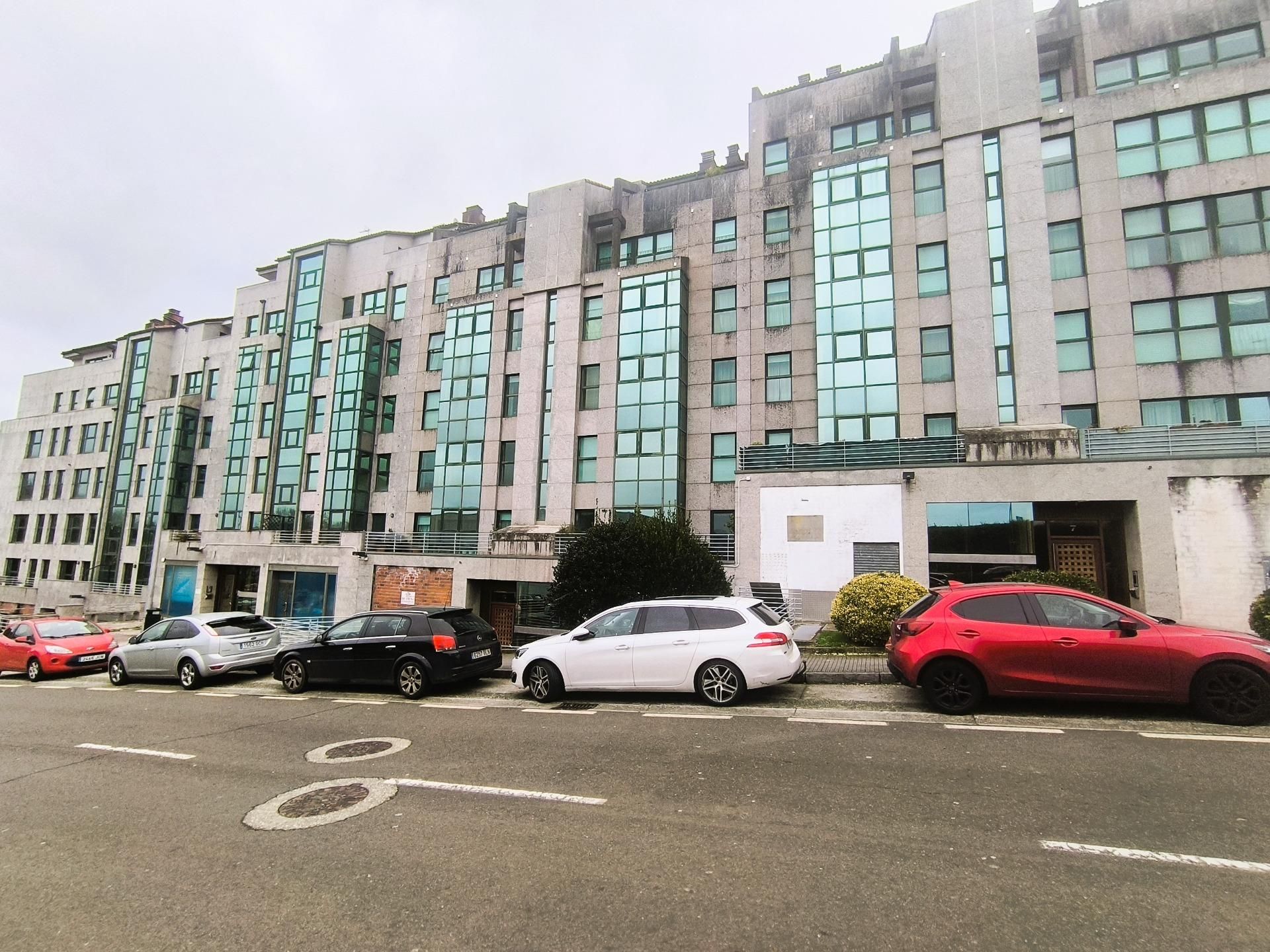 Vista exterior de Dúplex en venta en Santiago de Compostela  con Calefacción, Terraza y Trastero