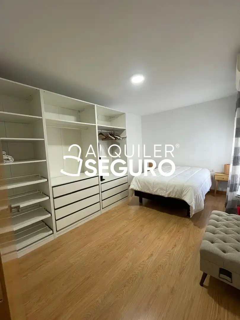 Habitación de Piso de alquiler en Madrid con Aire acondicionado, Calefacción y Terraza