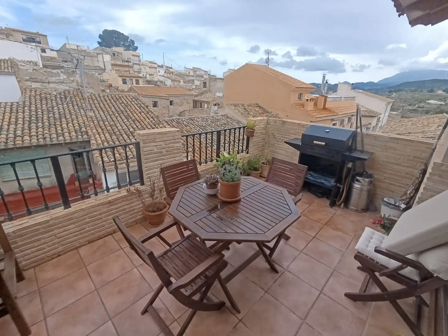 Terrasse von Haus oder Chalet zum Verkauf in Relleu mit Terrasse