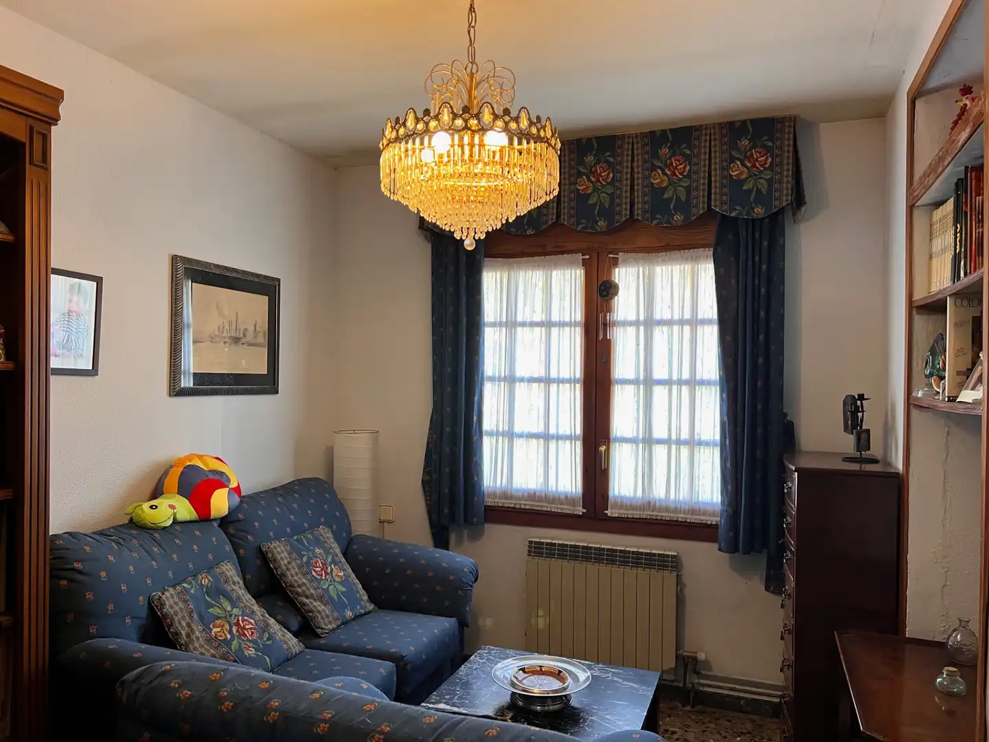 Sala d'estar de Casa adosada en venda en Vilassar de Dalt amb Calefacció, Jardí privat i Terrassa