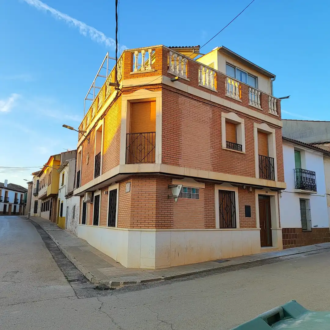 Vista exterior de Casa o chalet en venta en Ciudad Real con Aire acondicionado, Calefacción y Terraza