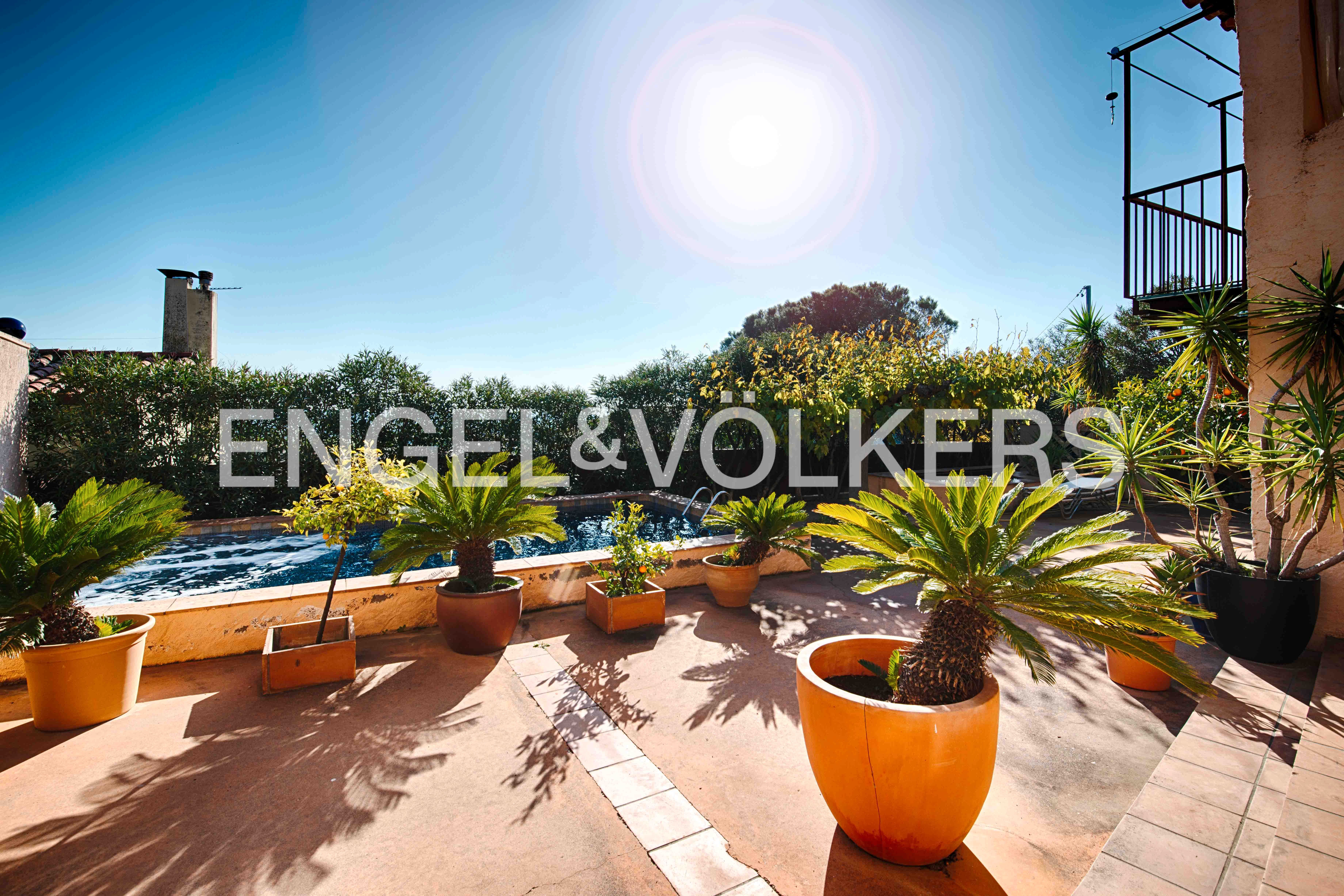 Terrassa de Casa adosada en venda en Cantallops amb Jardí privat, Terrassa i Piscina