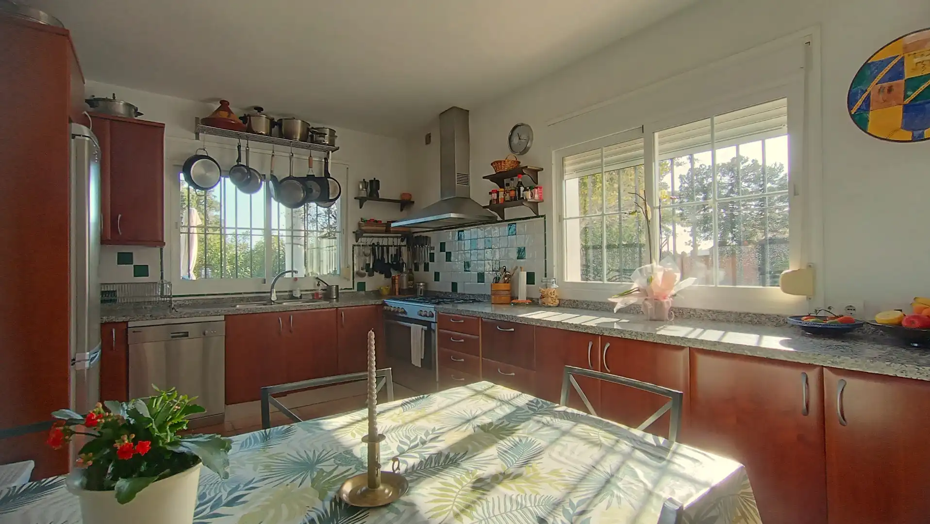 Cocina de Finca rústica en venta en Estepona con Aire acondicionado, Calefacción y Jardín privado