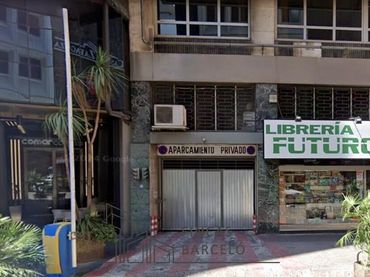 Aparcamiento en venta en Centro
