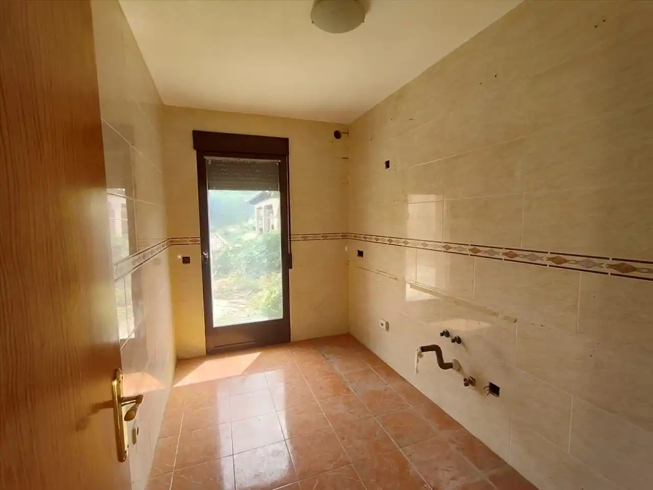 Badezimmer von Erdgeschoss zum Verkauf in Pastrana